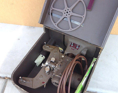 BELL & HOWELL 8mm FILMO-MASTER 400 FILM / MOVIE PROJECTOR + BULB +