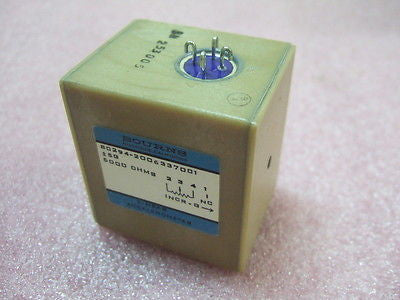 Bourns 80294-2006337001 ±5G 5000 Ohms Linear Accelerometer New Old Stock